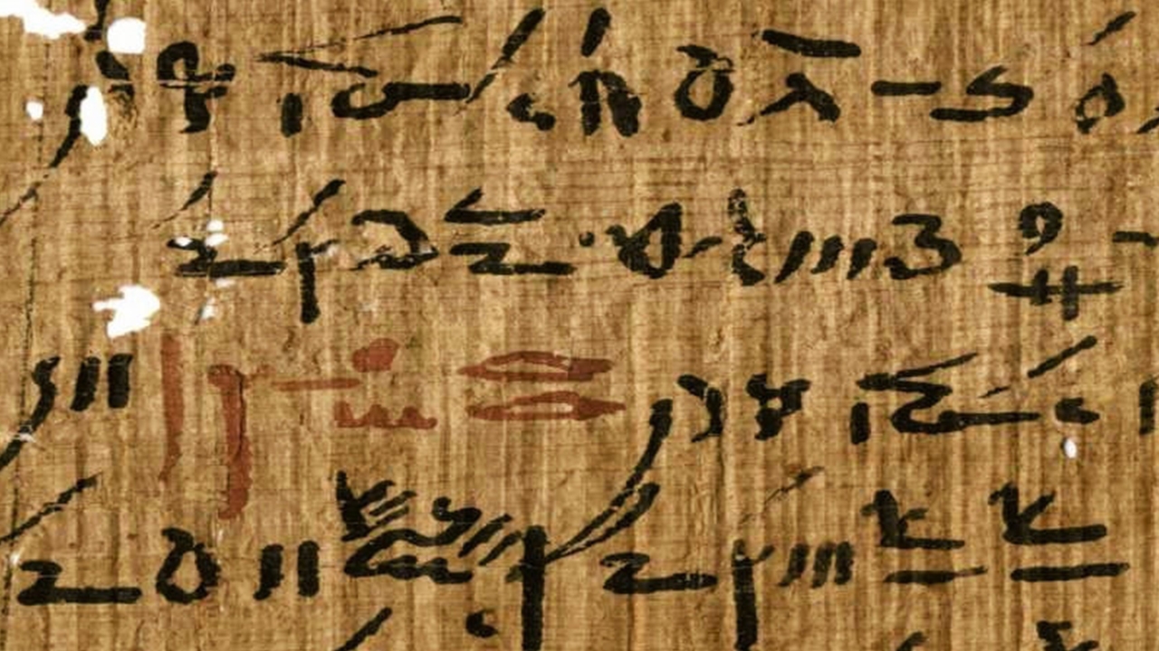 หมึกบนกระดาษปาปิรุส เผยวิธีเขียนโบราณ