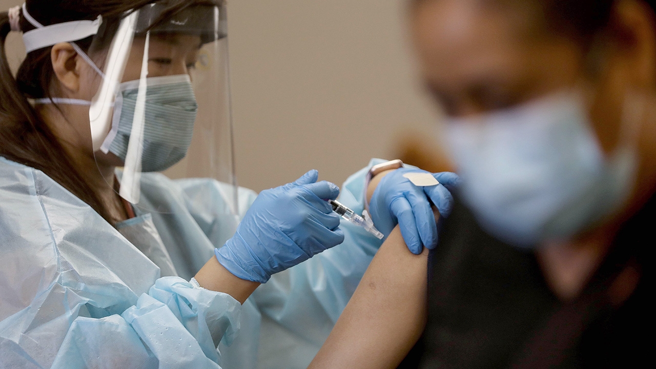 สิงคโปร์หยุดใช้วัคซีนไข้หวัดใหญ่ 2 แบรนด์ หลังเกาหลีใต้ตายปริศนาพุ่ง