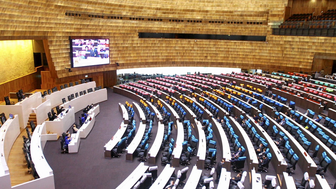 ชมสด ประชุมรัฐสภาสมัยวิสามัญ เปิดให้ ส.ส. - ส.ว. อภิปรายสถานการณ์บ้านเมือง