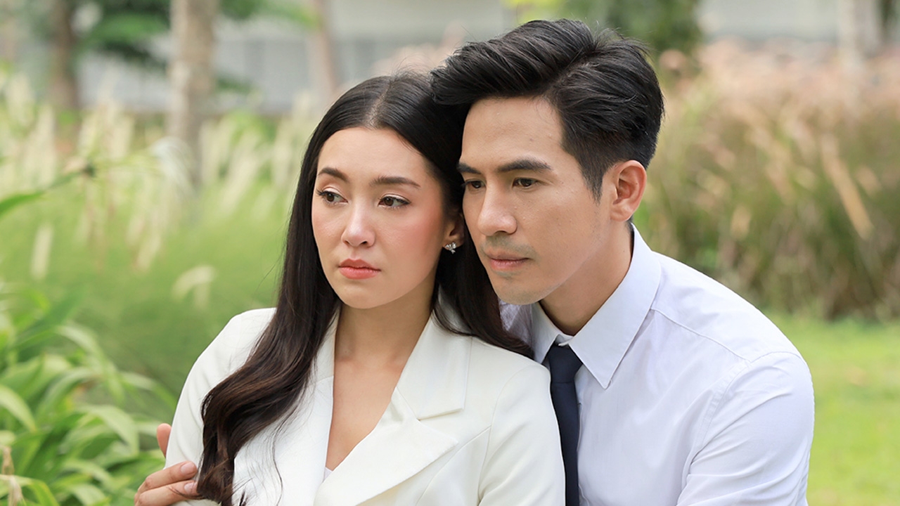 “เบลล่า” ต่อมน้ำตาแตก “โป๊ป” คอยปลอบและให้กำลังใจ ใน “ร้อยเล่ห์มารยา”