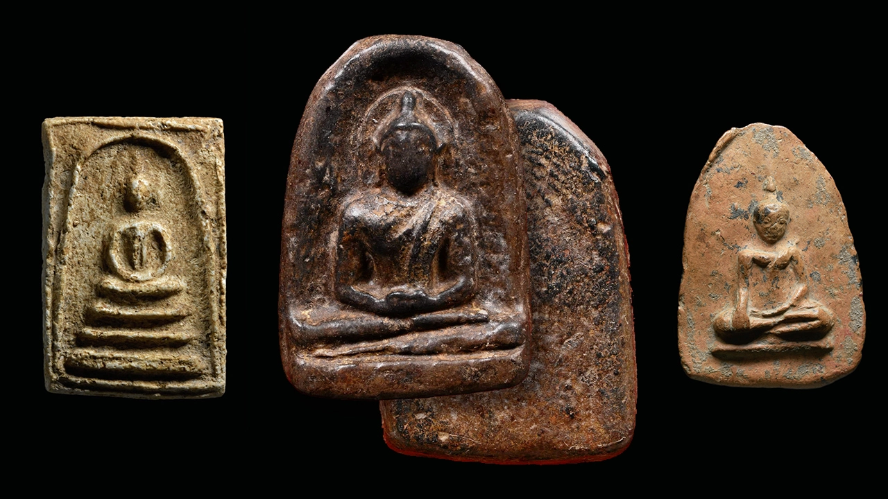 พระกำแพงซุ้มกอดำ พิมพ์ไม่มีกนก กรุลานทุ่งเศรษฐี ของ เพชร อิทธิ