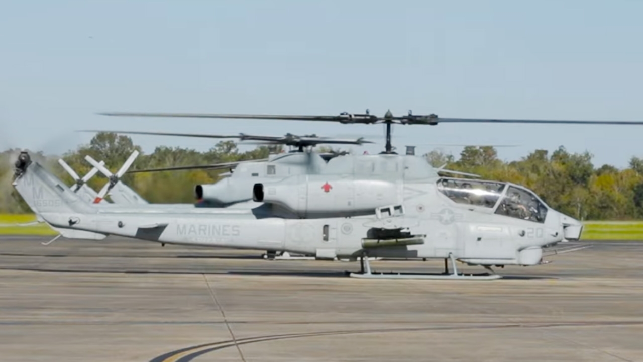 อำลา AH-1W "ซูเปอร์คอบร้า" กับ 34 ปี ตำนานเฮลิคอปเตอร์โจมตี นย.สหรัฐฯ