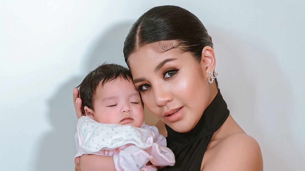 “ใบเตย อาร์สยาม” เปิดใจวิถีคุณแม่มือใหม่ รอเวลาแซ่บ จิตวิญญาณยังเหมือนเดิม