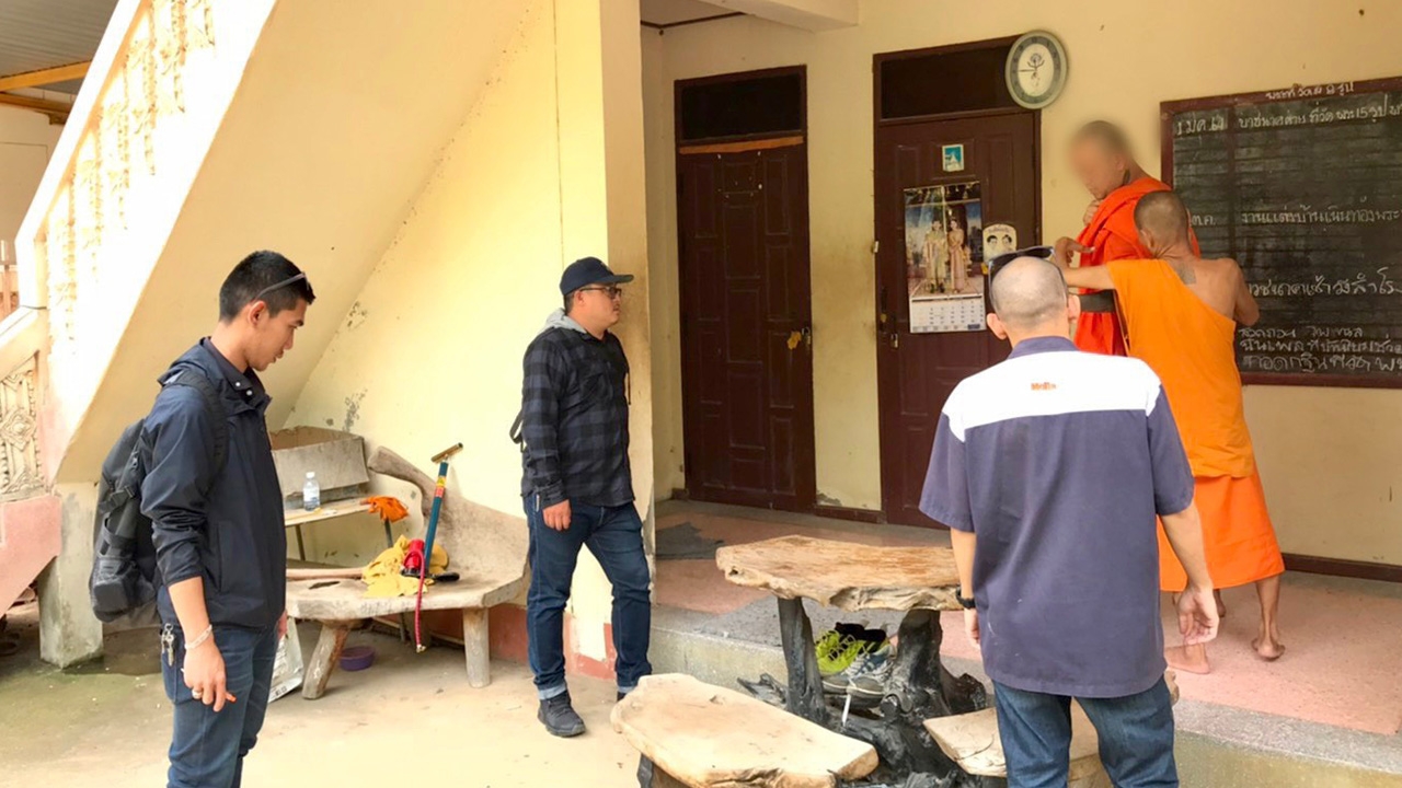 ตร.พิษณุโลก จับแอดมินเพจสวิงกิ้งคาผ้าเหลือง หนีคดีไปบวชพระอยู่พิจิตร