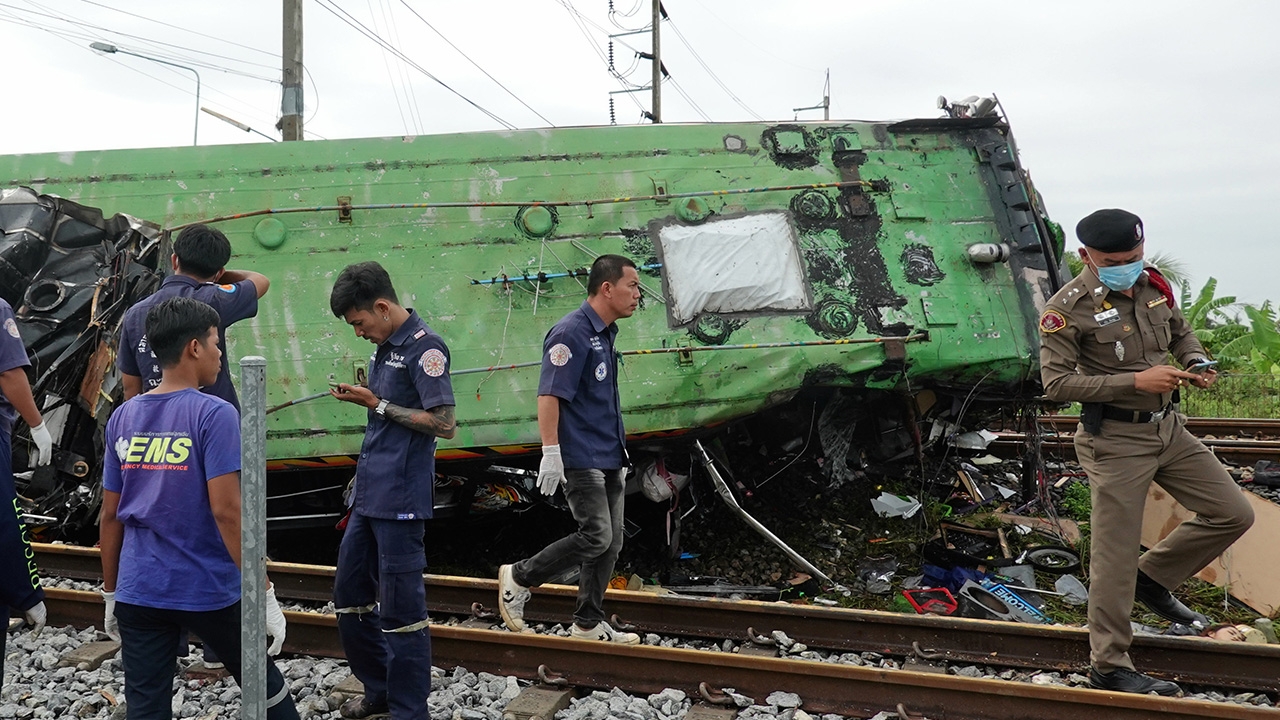 อัยการแนะคดีรถไฟชนบัสกฐิน 19 ศพ ทำให้เห็นว่าควรปรับปรุง ก.ม.รถไฟใหม่