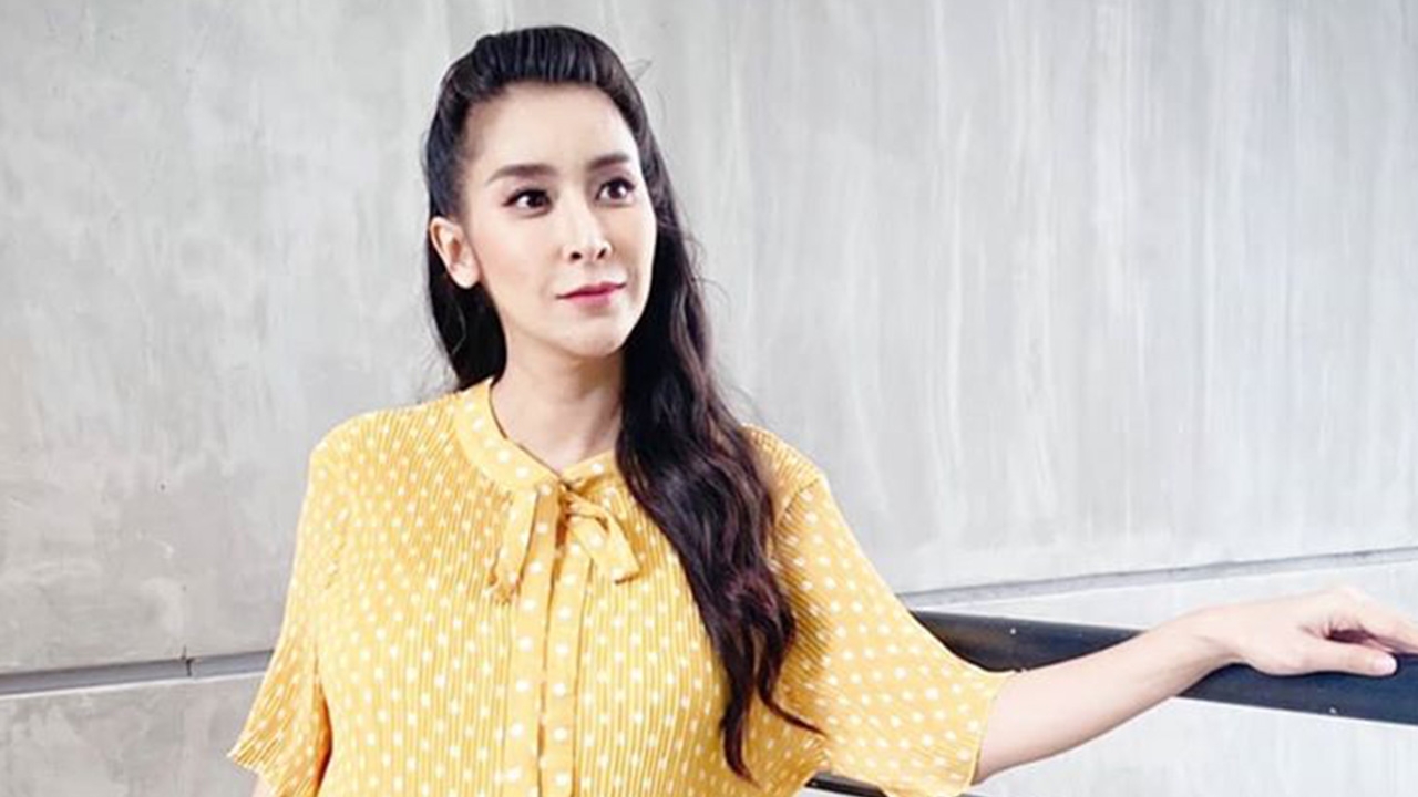 ขนลุก ใหม่ สุคนธวา ให้โชคคนถูกหวย 12 ล้าน ช่วยด้วยใจไม่ได้เงินสักบาท