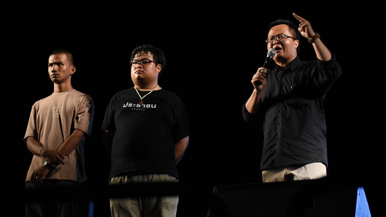 สลายม็อบ ยึดคืนพื้นที่ทำเนียบฯ สรุปแกนนำสำคัญ ใครถูกจับบ้างเมื่อคืนนี้