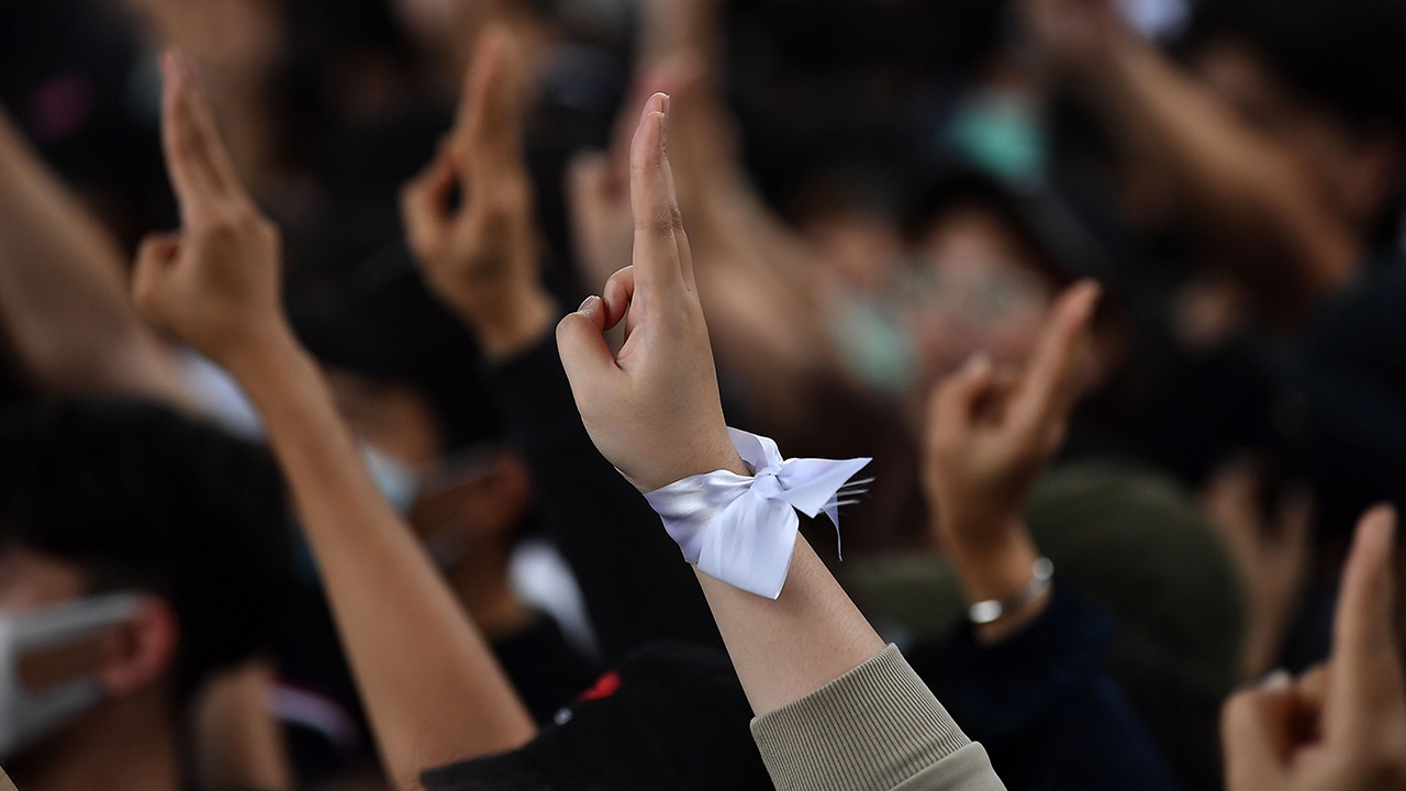 #saveสื่อเสรี ขึ้นเทรนด์ทวิตอันดับ 1 หลัง กอร.ฉ. สั่งตรวจสอบสื่อออนไลน์