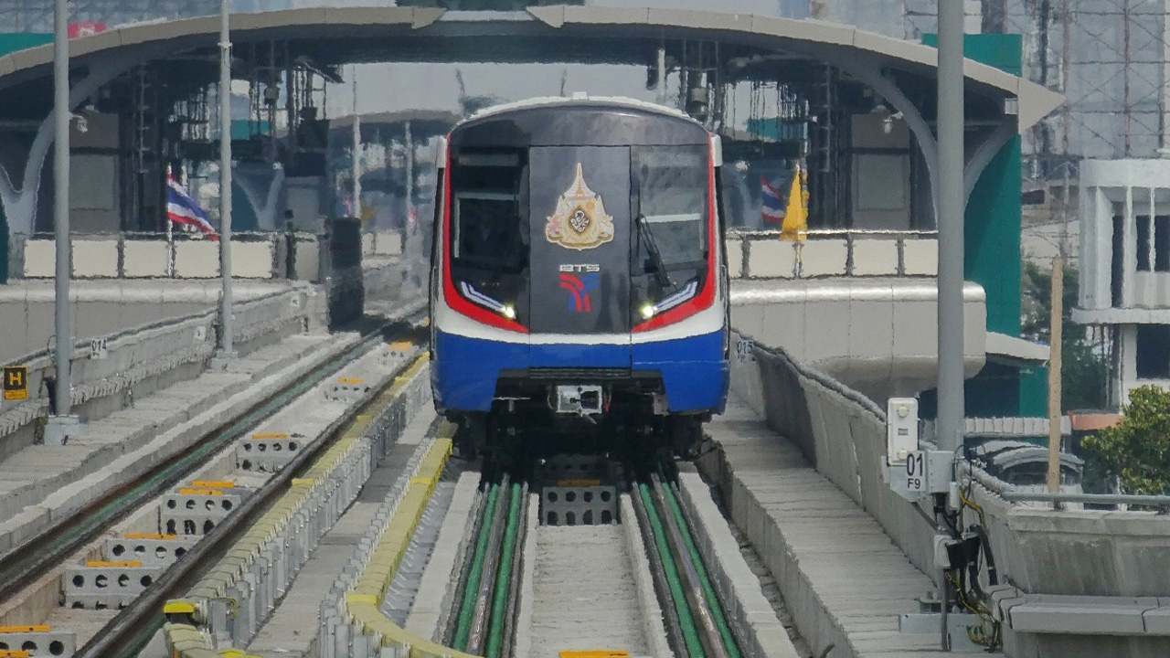 รถไฟฟ้า BTS ประกาศปิดบริการชั่วคราว 4 สถานี ตั้งแต่ 15.30 น. เป็นต้นไป