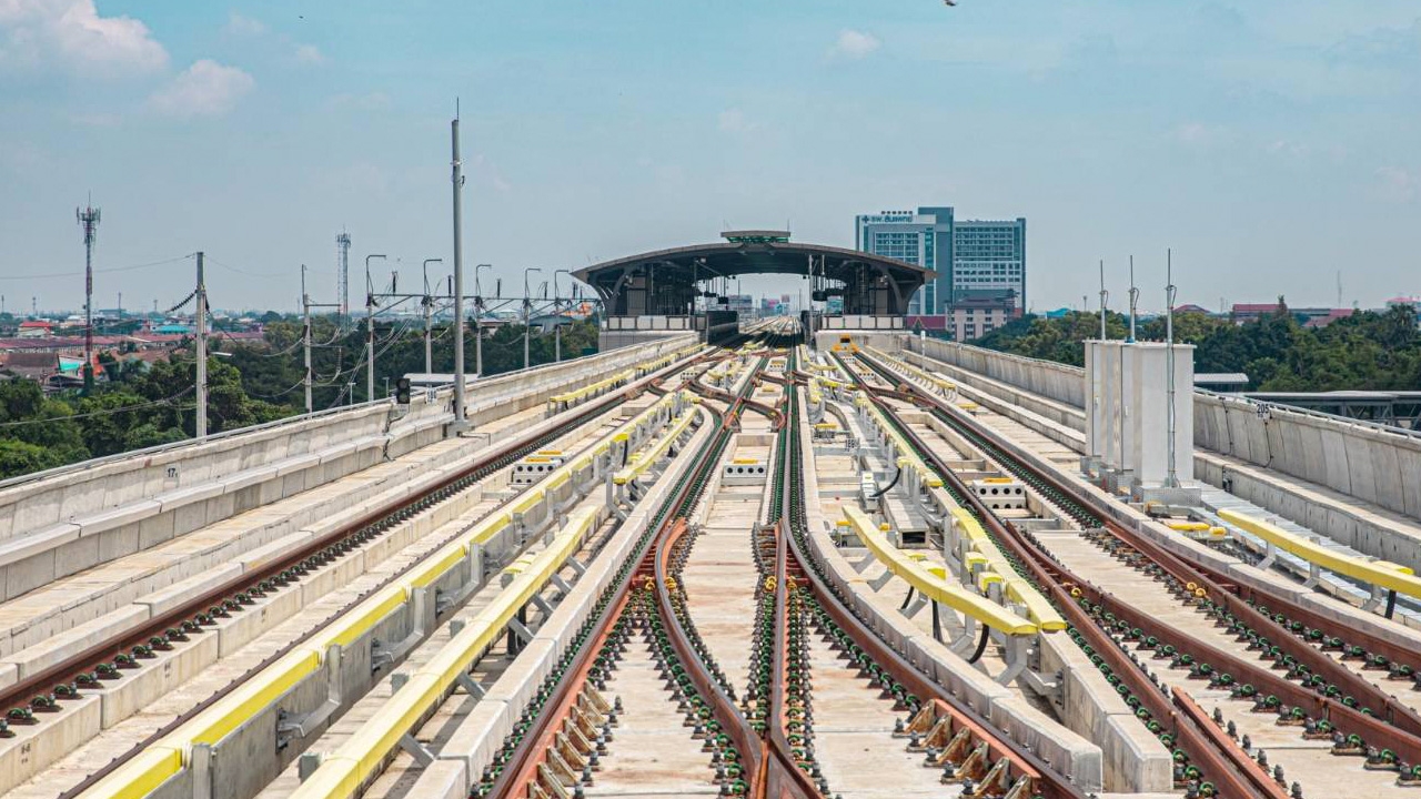 บีทีเอส ทดสอบเดินรถจากสถานีวัดพระศรีมหาธาตุ-สถานีคูคต ราบรื่นไร้ปัญหา