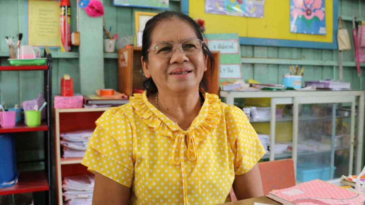 ความสุขของครูอุบล แม่พิมพ์วัย 63 ห่วงศิษย์ อาสามาสอน แม้เกษียณแล้ว
