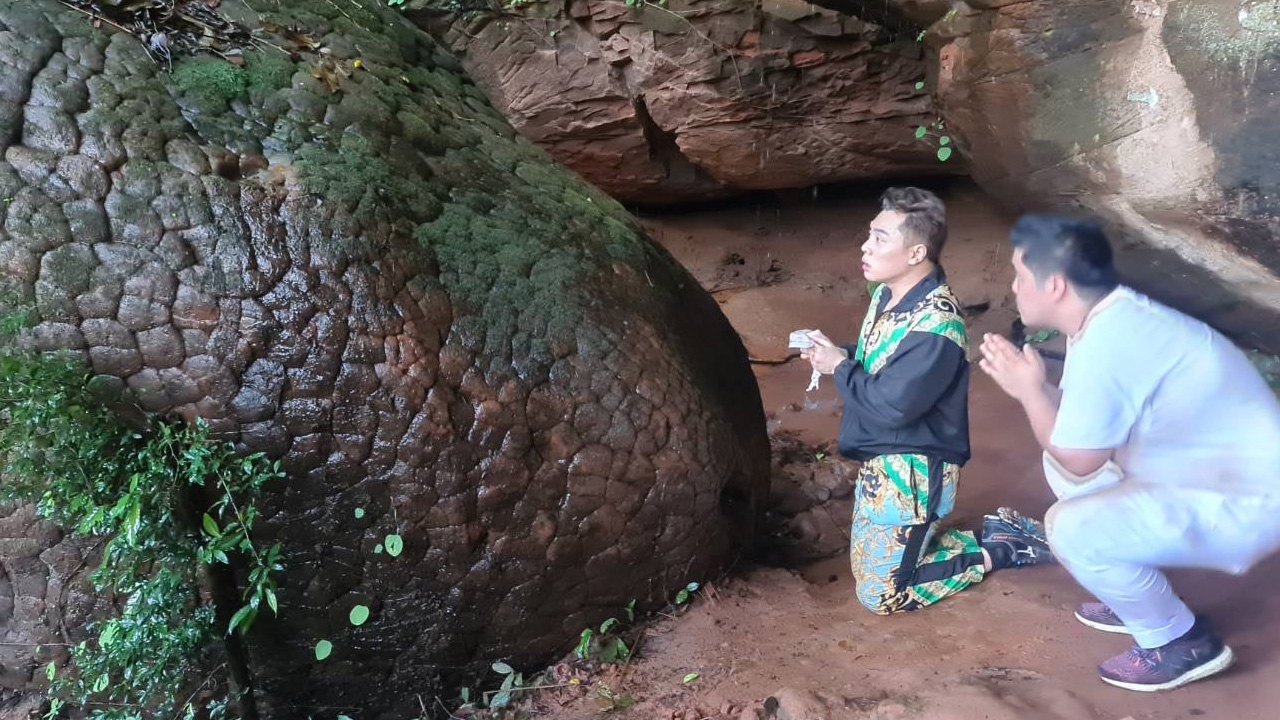 มดดำ มุด ถ้ำนาคา สู้ไม่ถอย ขนลุกกับความศักดิ์สิทธิ์ของดินแดนลึกลับ