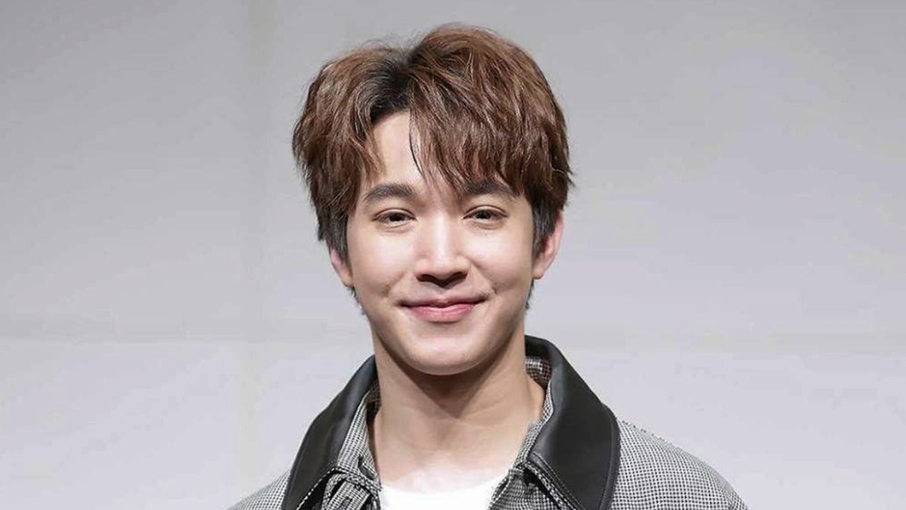 “ริท” ไม่ท้อ เปิดคลินิกเจอโควิด-19 เล่าโมเมนต์เป็นคุณหมอ มีแฟนคลับมาใช้บริการ