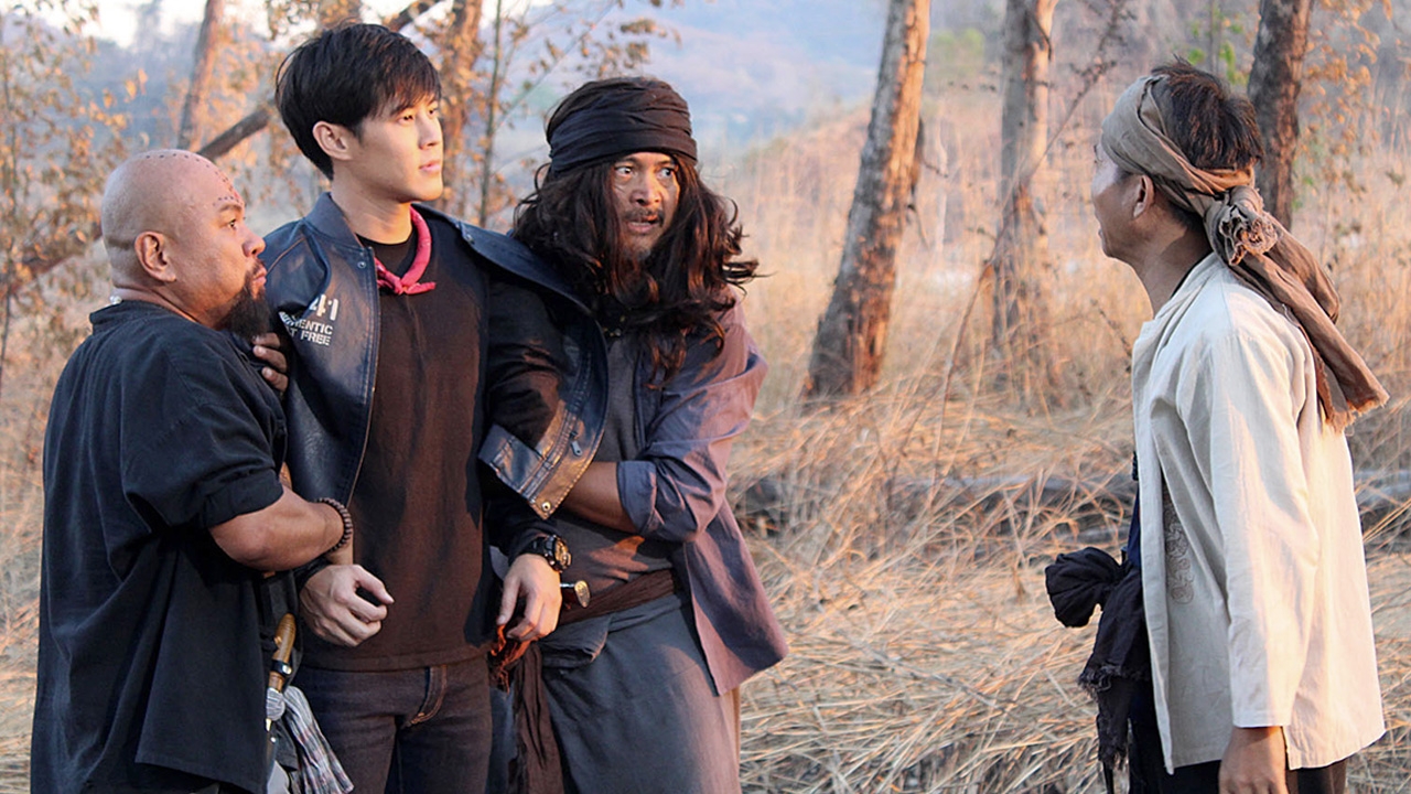 สามรุมหนึ่งเอาไม่อยู่ "เบน" บู๊เบาๆ ทำโจรเผ่นแน่บ ใน "สมบัติมหาเฮง"