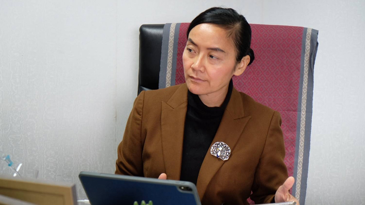 พลิกวิกฤติเป็นโอกาส รมว.พาณิชย์ ลุย ปรับกลยุทธ์สู้ ส่งออกสร้างรายได้