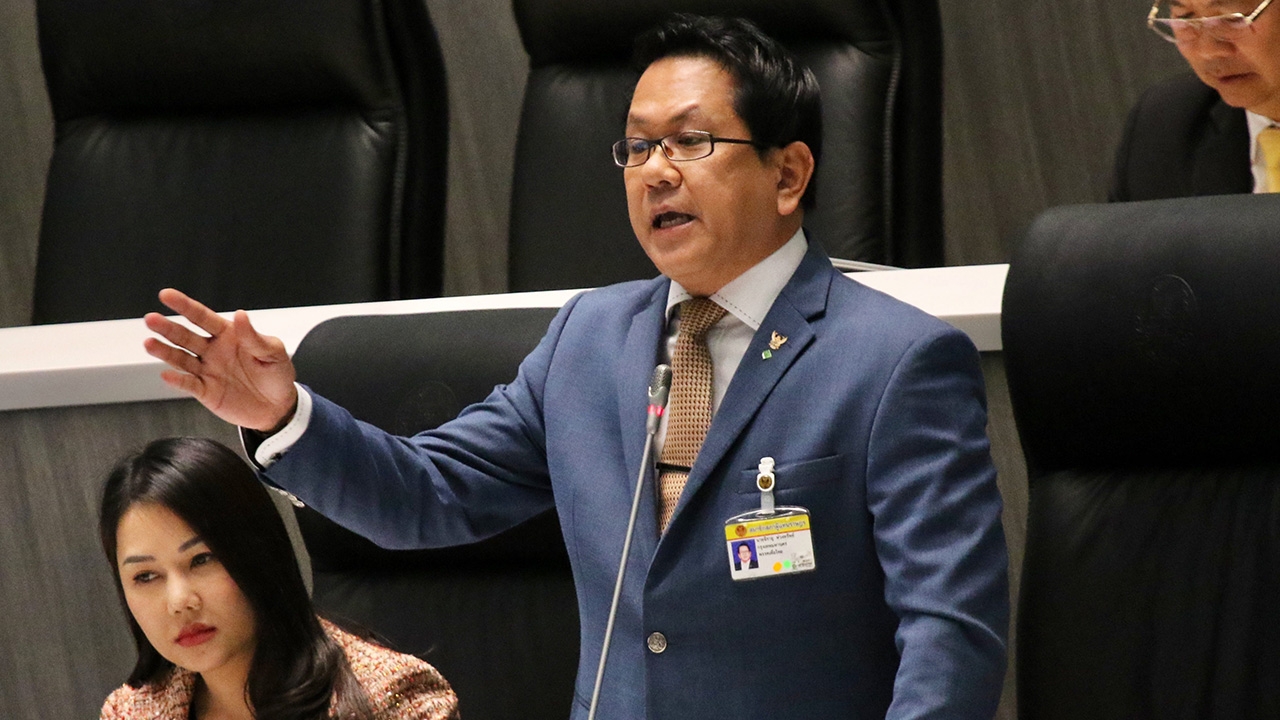 “จิรายุ” เตรียมไปภูเก็ตตรวจสอบปม “ศรีพันวา” จี้ รมว.แรงงาน ตอบ 5 ข้อ