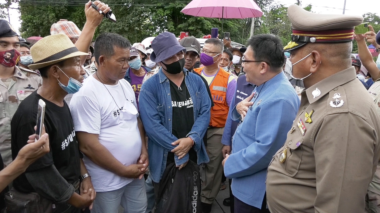 จนท.เจรจาชาวบ้านแม่พริกยอมสลายตัว หลังปิดค้านเปิดเหมืองแร่ราว 5 ชั่วโมง