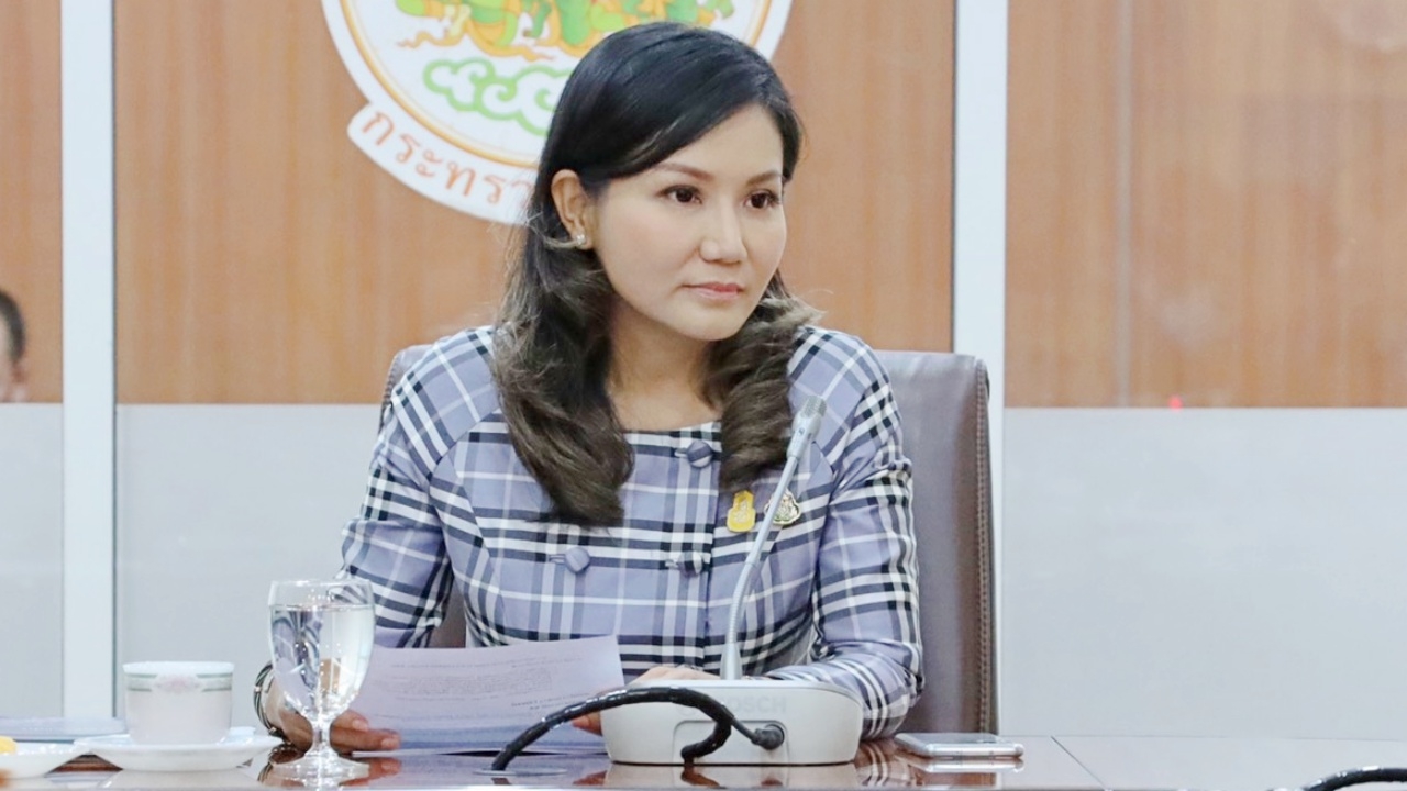 "นฤมล" ถก เลขา EEC สร้างแรงงานคุณภาพป้อน EEC ขับเคลื่อนเศรษฐกิจประเทศ