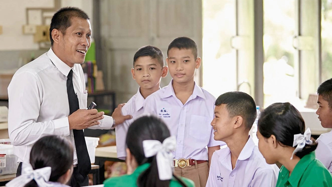 "STEM-ED" สะเต็มศึกษา สร้างนักคิด...ผลิตนวัตกรรม
