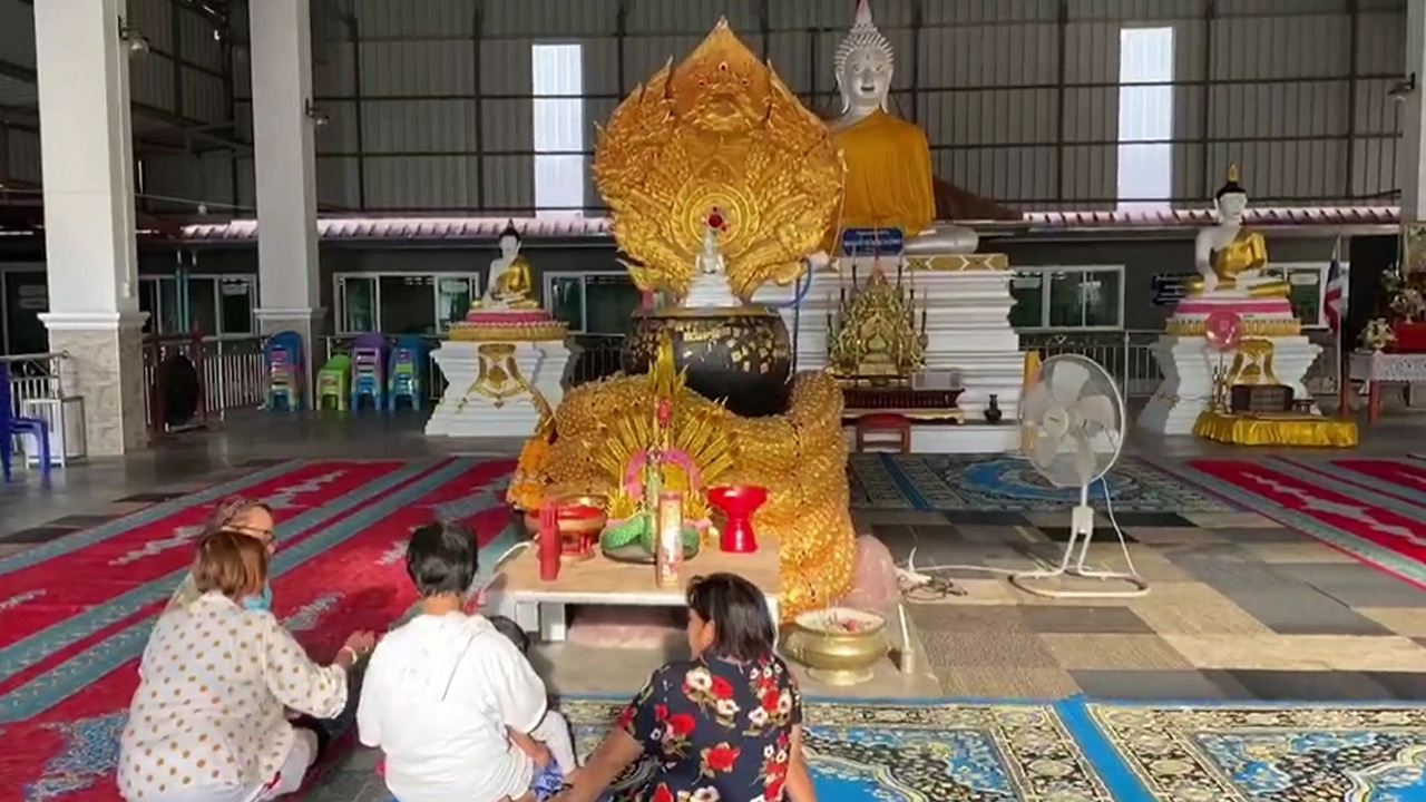 ขอโชค "พ่อปู่พญานาคราช" คอหวยจับเลขเด็ดพานเสี่ยงโชค เห็นตรงกัน 3 ตัว