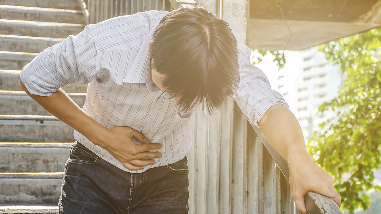 สัญญาณเตือน "มะเร็งลำไส้ใหญ่" ระยะแรกไม่แสดงอาการ เช็กปัจจัยเสี่ยงสำคัญ