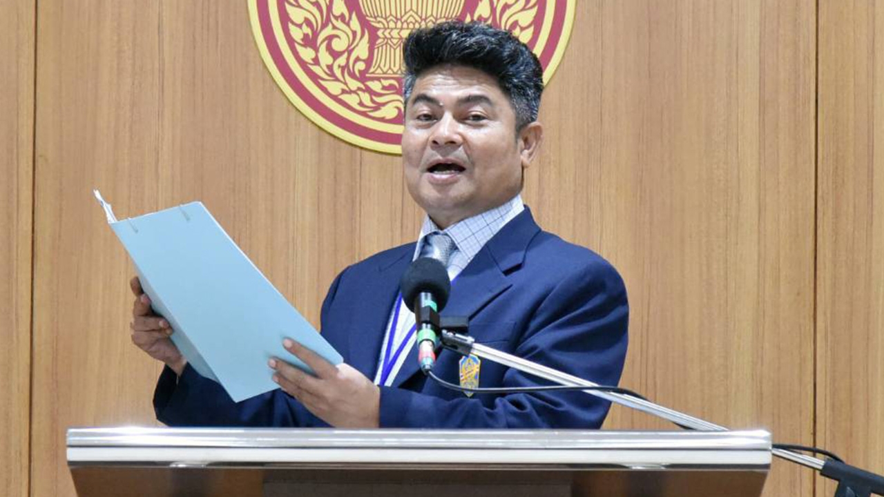 “เทพไท” ยัน สถานะยังเป็น ส.ส.หลังถูกตัดสินจำคุก รอ ศาล รธน.ชี้ขาด