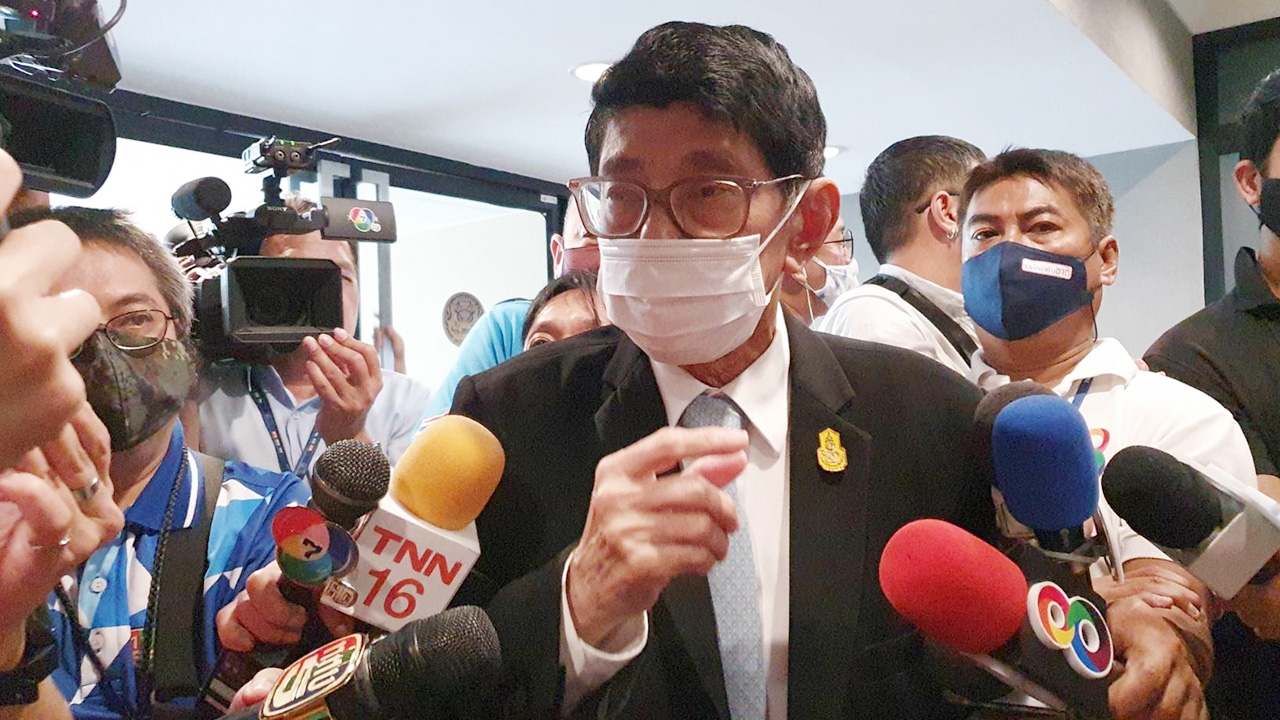 วิษณุ แจง ม.44 ไม่ได้สั่งปิดเหมือง แต่ให้หยุดจนกว่า มี พ.ร.บ.แร่ฉบับใหม่ 