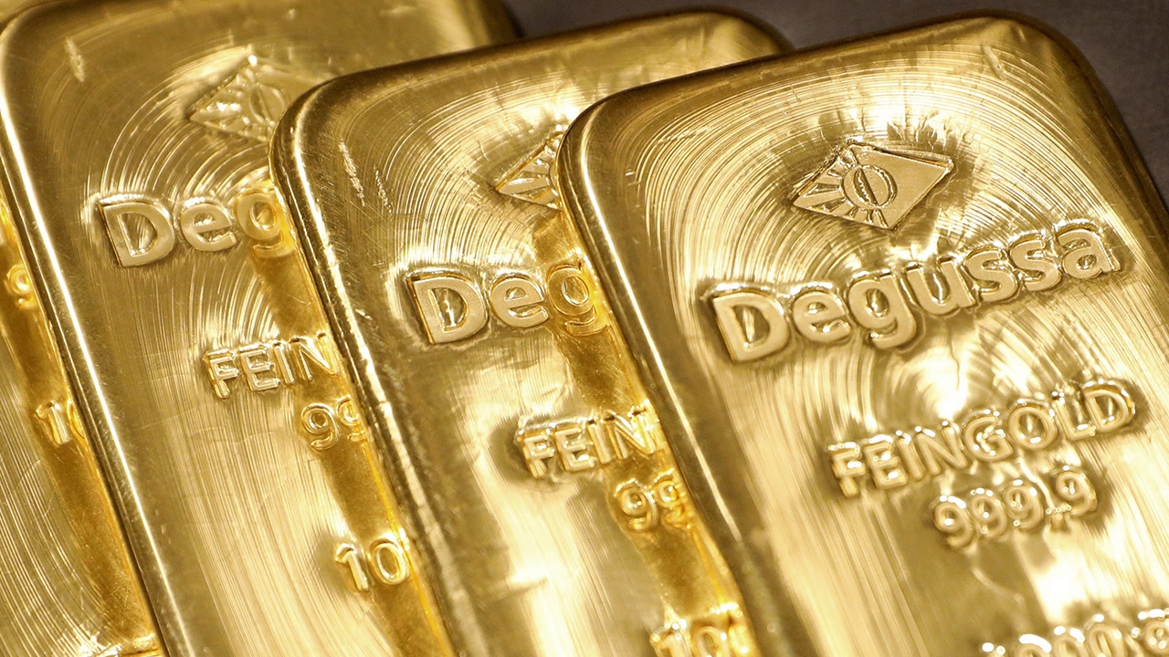 หุ้นสหรัฐฯ ปิดบวก ดาวโจนส์พุ่ง 1.5% น้ำมันดิ่งแรง-ทองคำร่วงเกือบ 2%