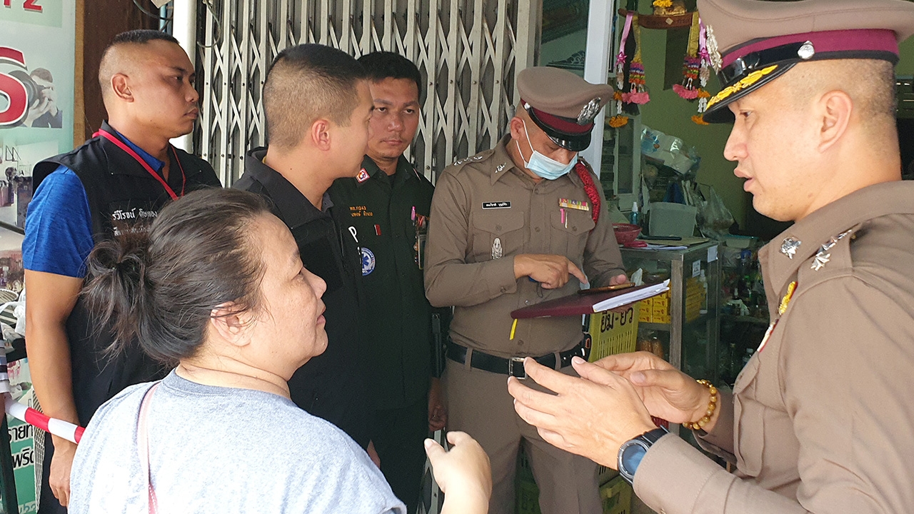 ปาดคอฆ่าชิงทรัพย์ยายวัย 74 กลางเมืองพิษณุโลก ขโมยเงินทองติดตัวเกลี้ยง