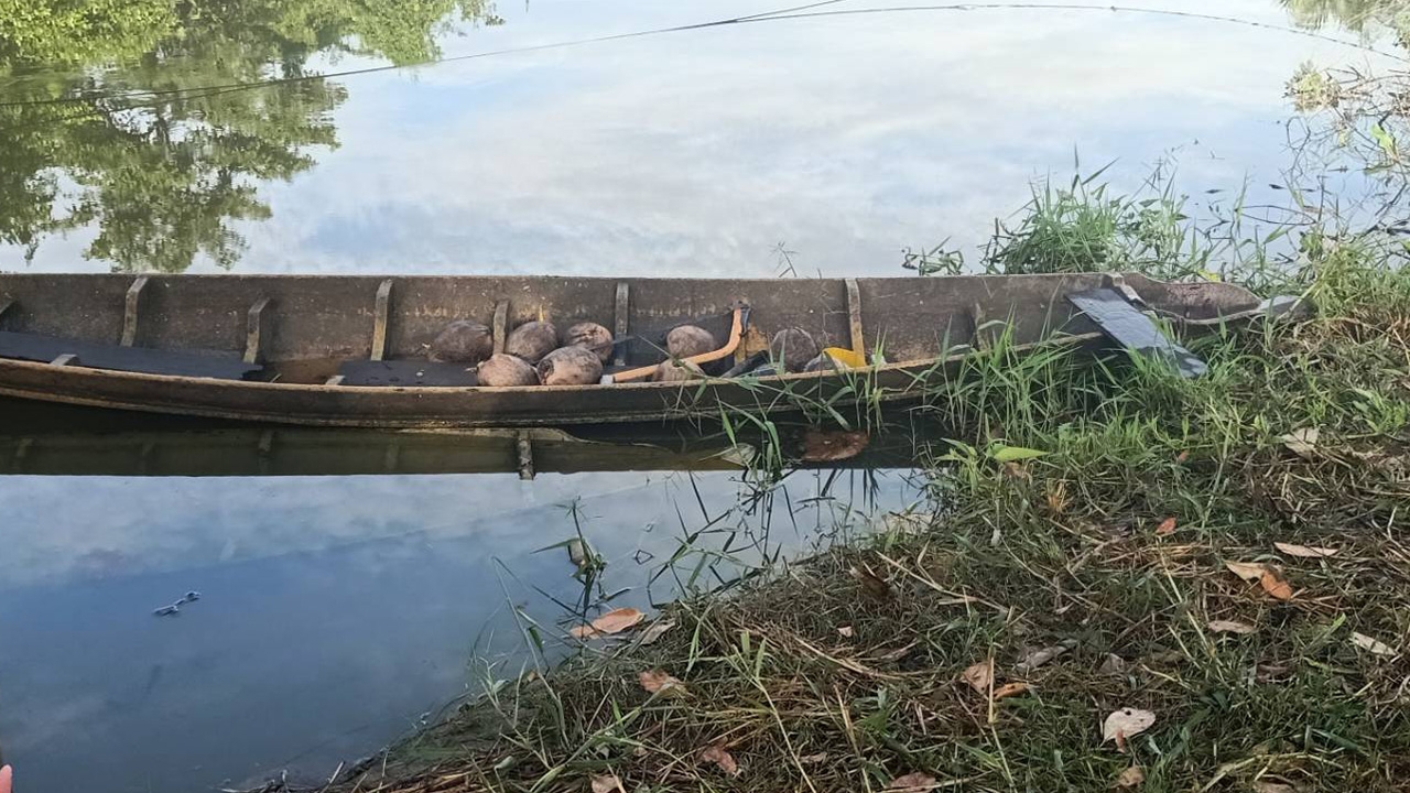 ลอบยิงหนุ่มเมืองคอนขณะพายเรือหาปลา ดับ ตร.มุ่งปมขัดแย้งส่วนตัว