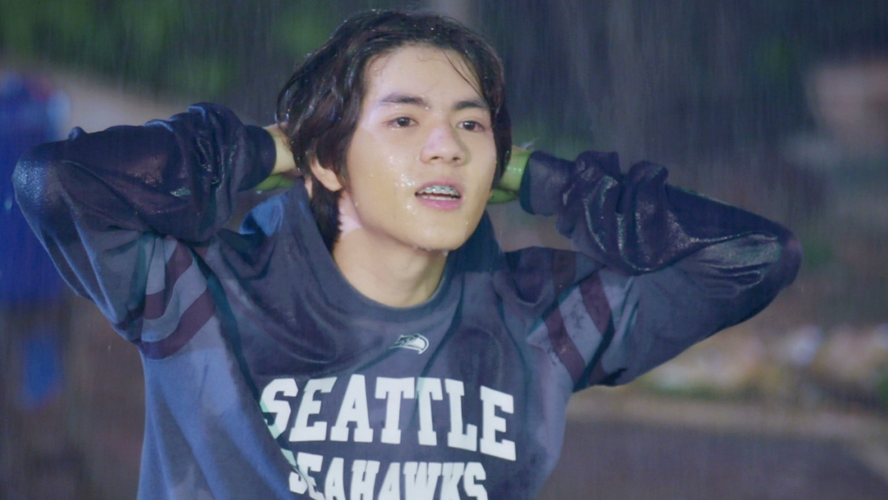 วาสนารัก EP.4 “กันตพล” ตากฝน ส่งใจเชียร์ "ใกล้รุ่ง" นางเอกลิเกน้องใหม่