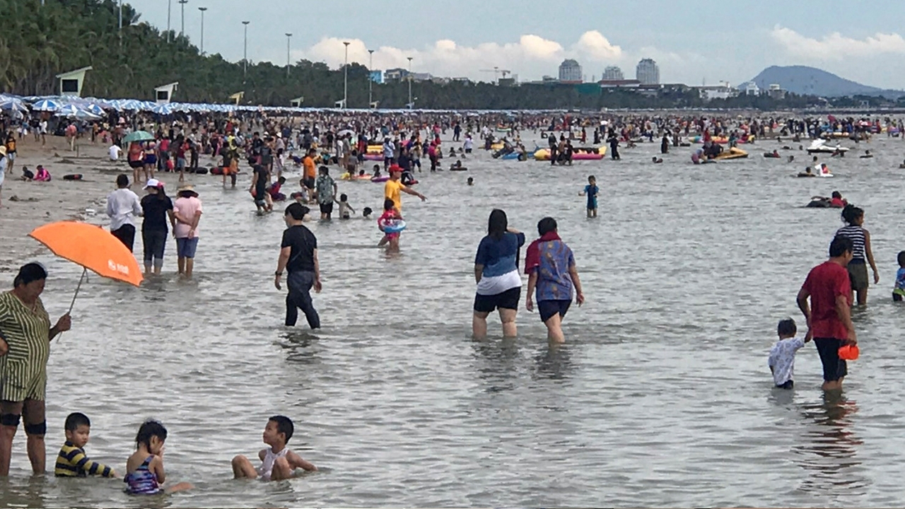 แน่นชายหาด 