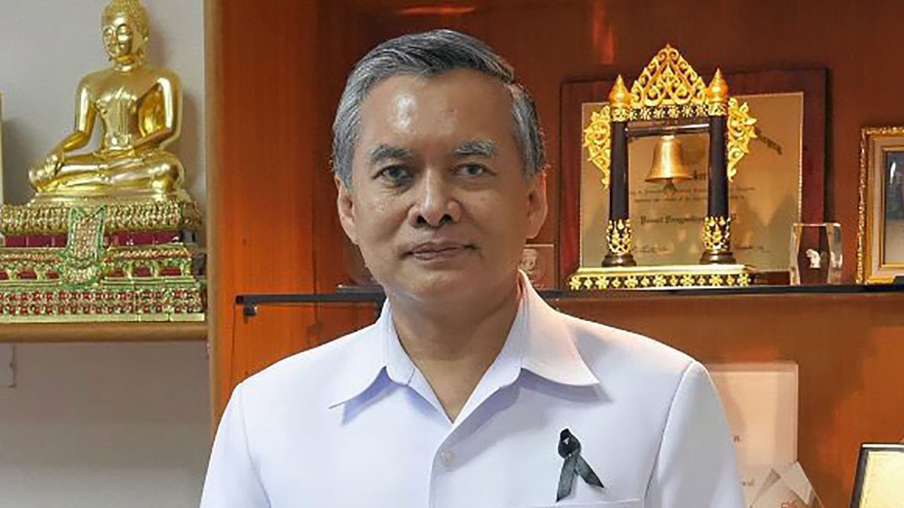 นพ.ปานเนตร ปางพุฒิพงศ์ ช่วยระดมทุนสร้าง รพ.วัดไร่ขิง จนเปิดบริการได้สำเร็จ