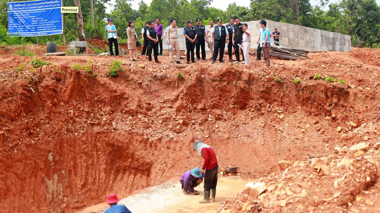 น้ำพระทัยสู่พสกนิกาผู้ยากไร้ : จัดหาแหล่งน้ำสะอาด รพ.เทพรัตนเวชชานุกูลฯ เพื่อการฟอกไต