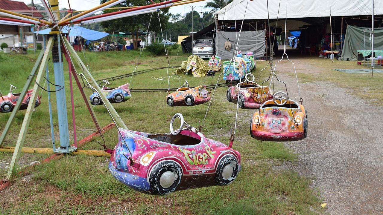 หนุ่มลูกสองโดนไฟดูดคาม้าหมุนเปิดใจ ถ้าตัวเองไม่โดนช็อต ลูกสาวอาจตายได้