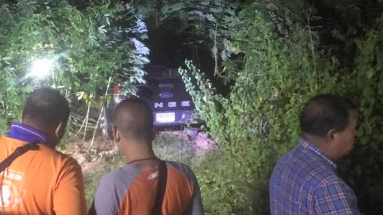 ผัวหึงเมีย พาหายขึ้นเขาภูพาน ก่อนพบตายในรถทั้งคู่ ทิ้งลูกเป็นกำพร้า  