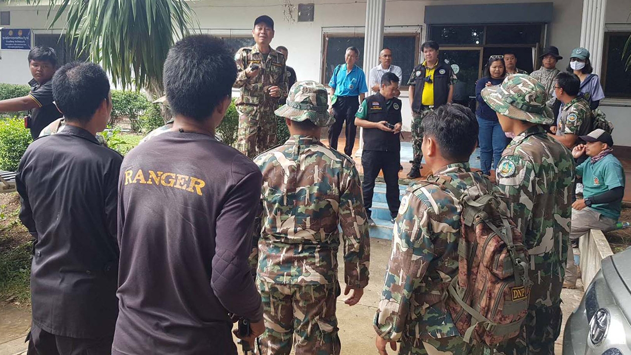 ปฏิบัติการจับหมีควายขอนแก่นยังเหลว จนท.กระชับวงล้อม วางกรงดักเพิ่ม 