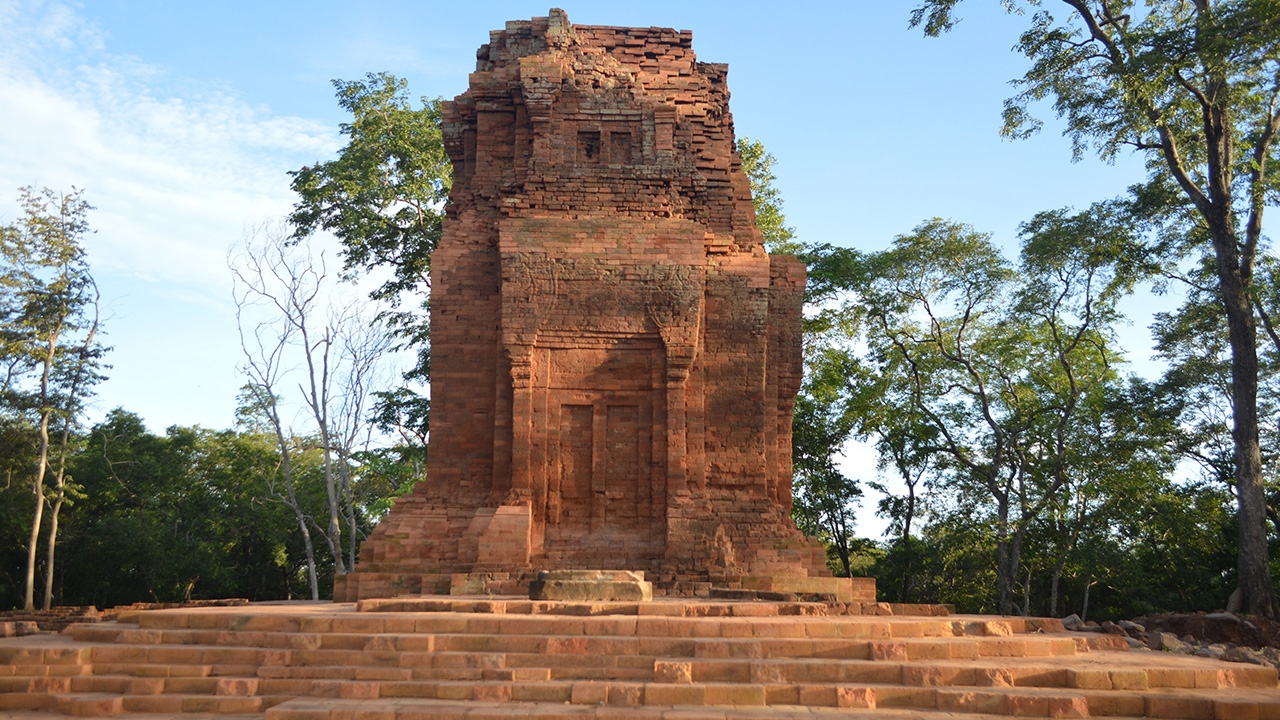 ชาวสระแก้ว ดีใจจะได้คืนทับหลังปราสาทเขาโล้น จากสหรัฐฯ กลับสู่ไทย