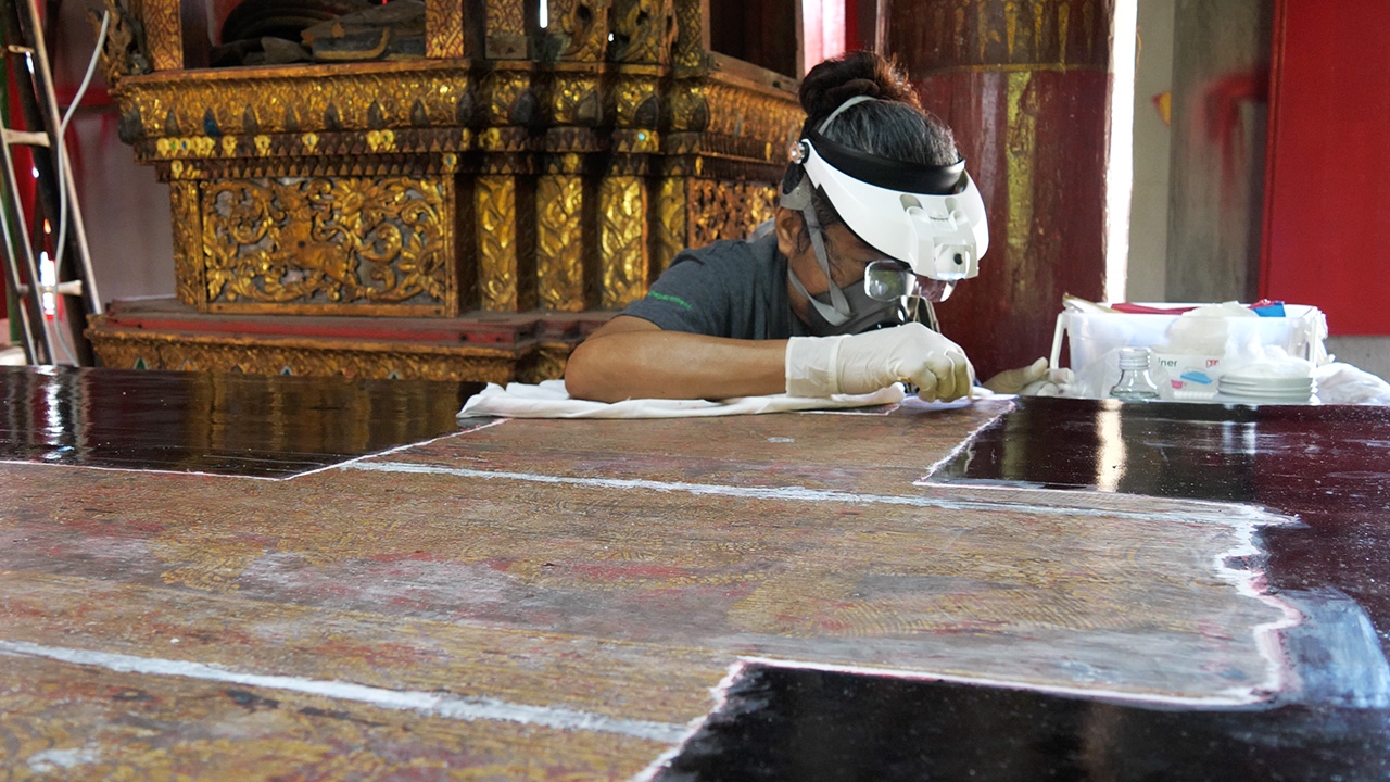 กรมศิลป์ เผยข่าวดี กู้คืนลายรดน้ำโบราณ วัดหมื่นล้าน ได้แล้วกว่า 40%