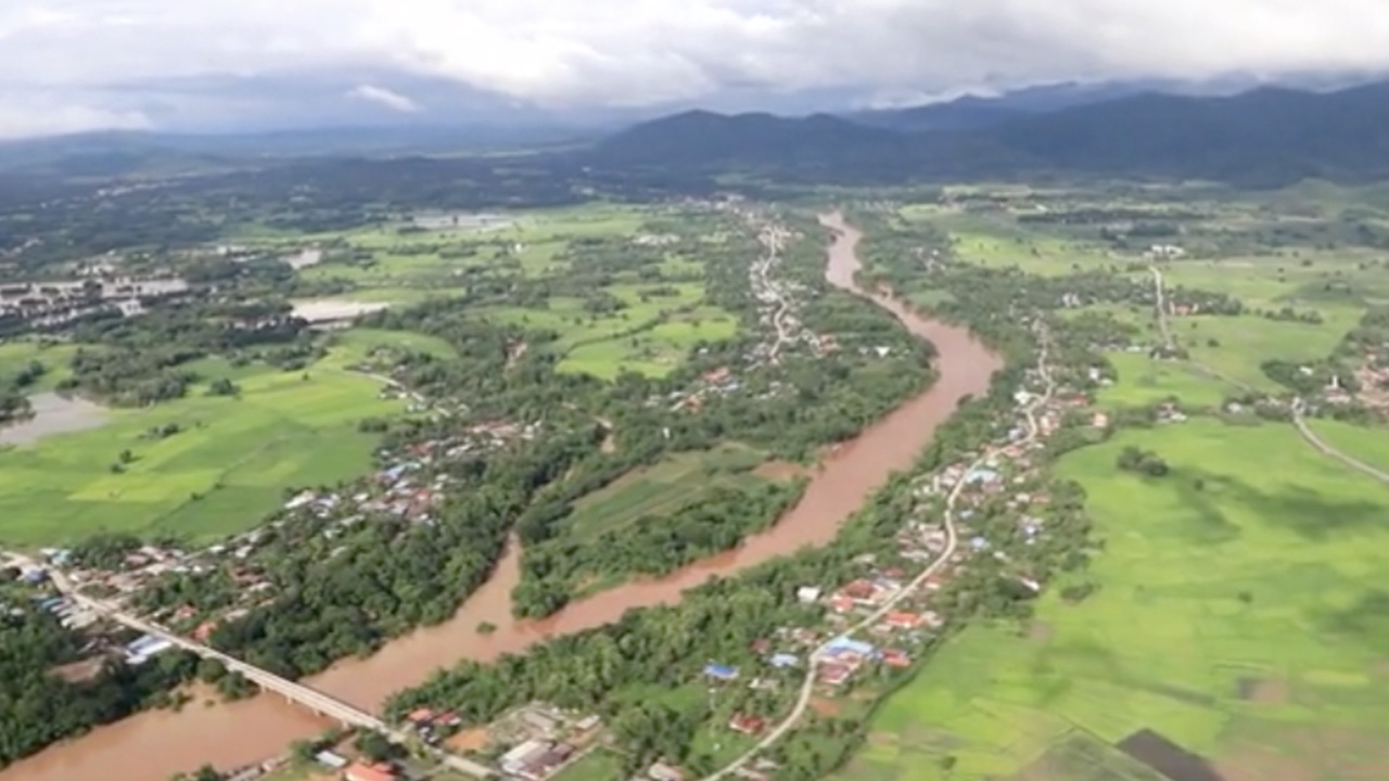 แม่น้ำยมที่พิษณุโลกเริ่มขึ้นสูง ชลประทานเร่งบริหารจัดการ กันน้ำล้นตลิ่ง