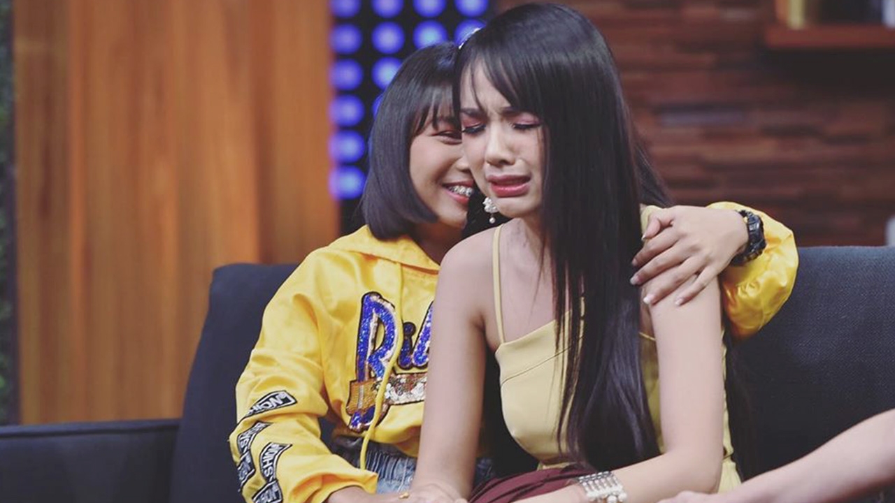 ผู้จัดต้านไม่ไหวต้องเปลี่ยน เจนนี่-ลิลลี่ หลังโดนคนรุมบอกไม่สนับสนุนคนโกง