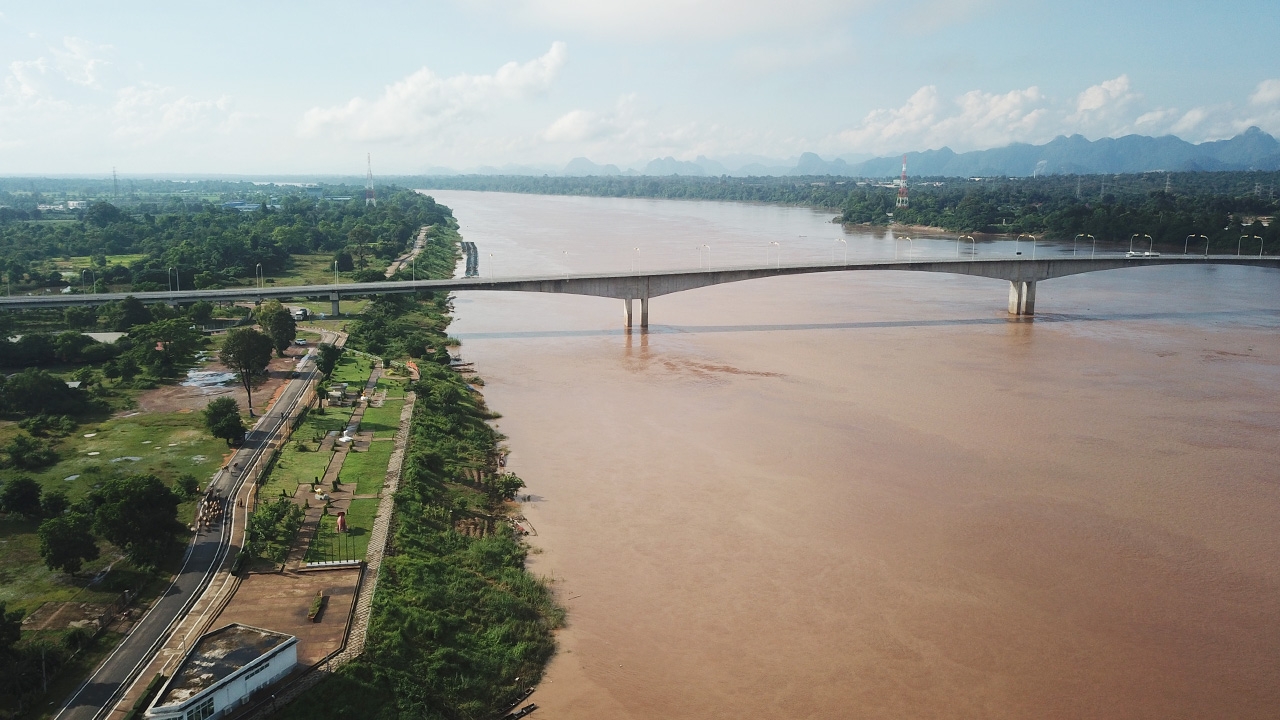 นครพนมจับตา น้ำโขงขึ้นสูงแตะ 9 เมตร จ่อล้นตลิ่ง เตือน 4 อำเภอเสี่ยง