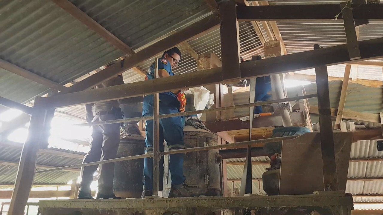 สายพานโรงสีดึงร่างเจ้าของ ยายวัย 68 อัดพันกับแกนเพลา ทำขาดใจตาย