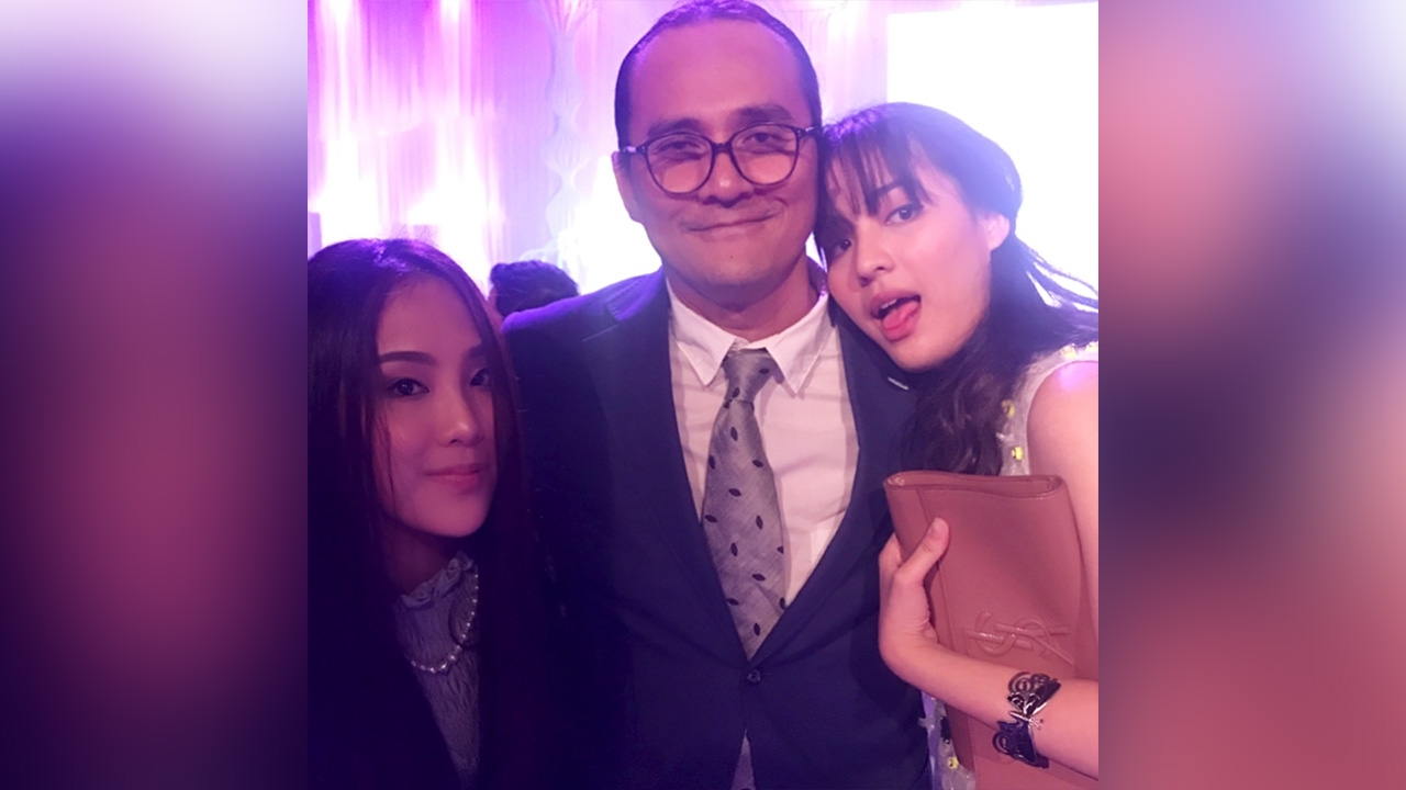 ลูกสาว ตั้ว ศรัณยู ลงกองถ่ายละครของพ่อ เดินหน้าเปิดกล้องทำต่อให้เสร็จ