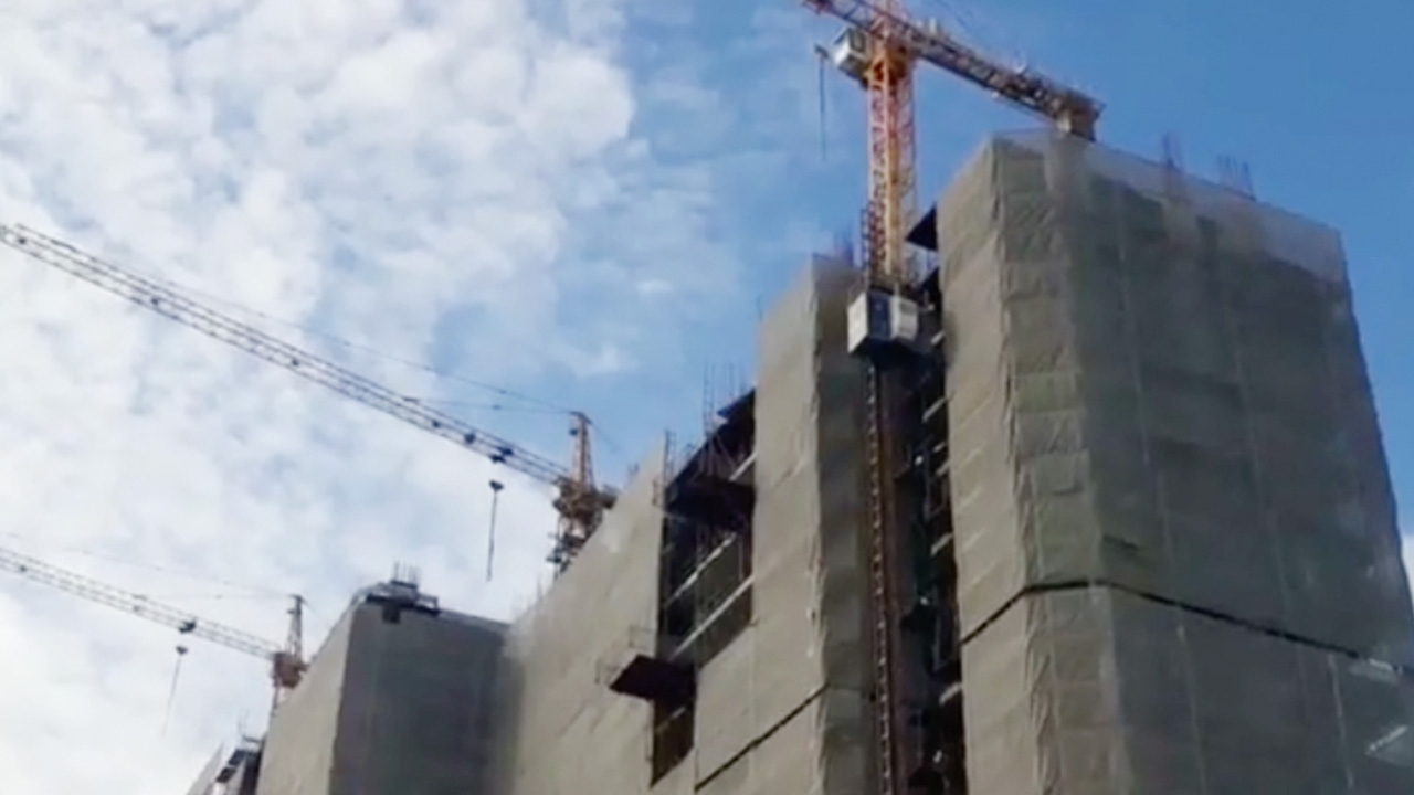 คนงานเมียนมา ร่วงชั้น 7 คอนโดฯที่ชลบุรี ดับ 2 สาหัส 2 เหตุขานั่งร้านหัก