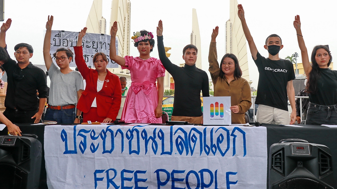 "ประชาชนปลดแอก" ส่งหนังสือ ขอใช้แยกคอกวัว-อนุสาวรีย์ ปชต.ชุมนุม พรุ่งนี้