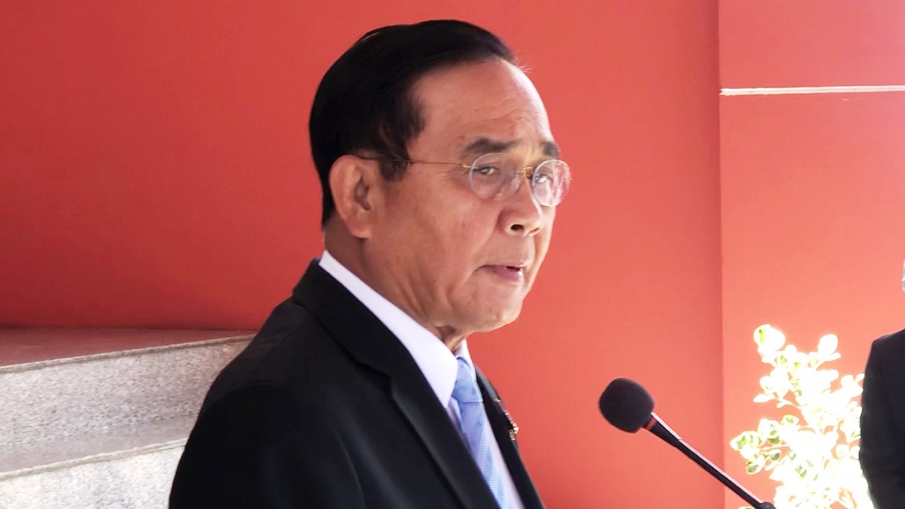 นายกฯ ลั่น ชุมนุม-แก้รธน.อย่าก้าวล่วงสถาบัน ยันเข้ามาด้วยกระบวนการ ปชต.