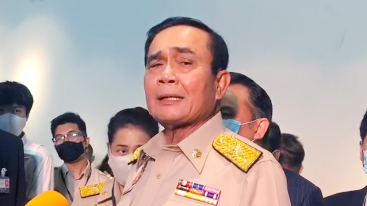 นายกฯ เมิน ผู้ชุมนุม ขีดเส้นตาย ขอคำตอบ ก.ย. ถามกลับใครอยู่เบื้องหลัง