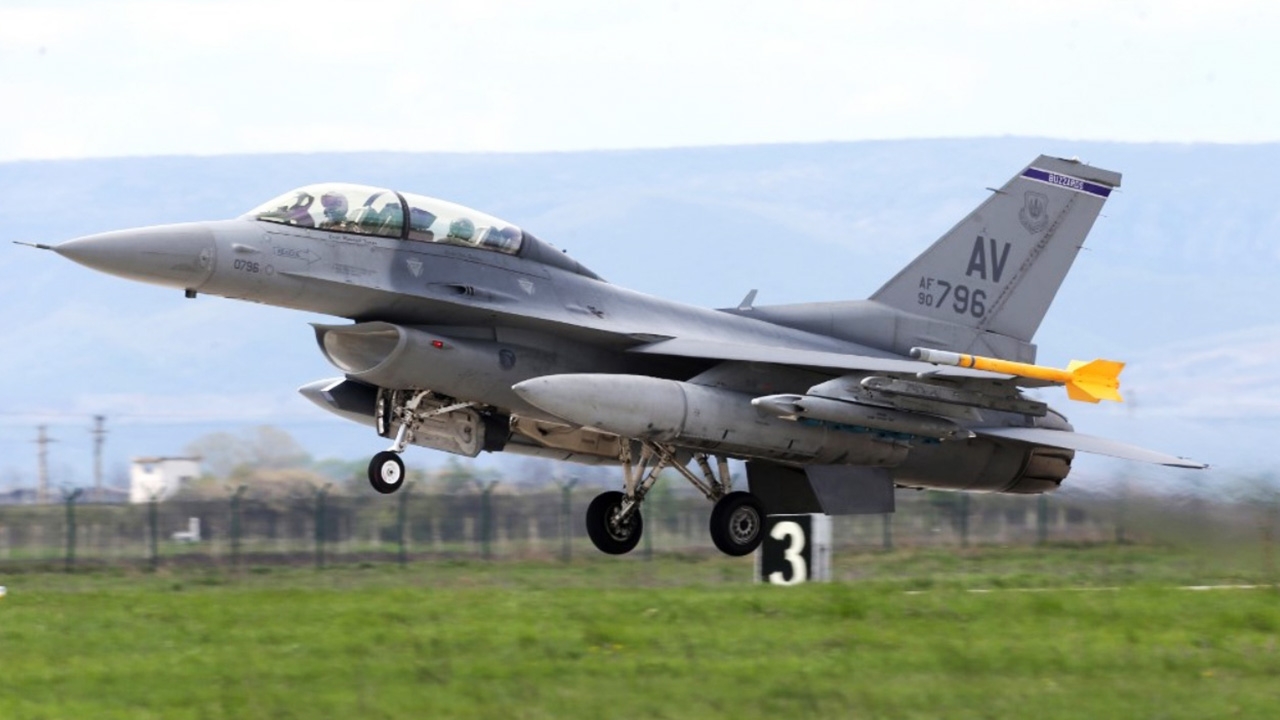 สหรัฐฯ ไฟเขียว ขายเครื่องบินรบ F-16 ให้ไต้หวัน 66 ลำ ลอตใหญ่สุดในหลายปี 