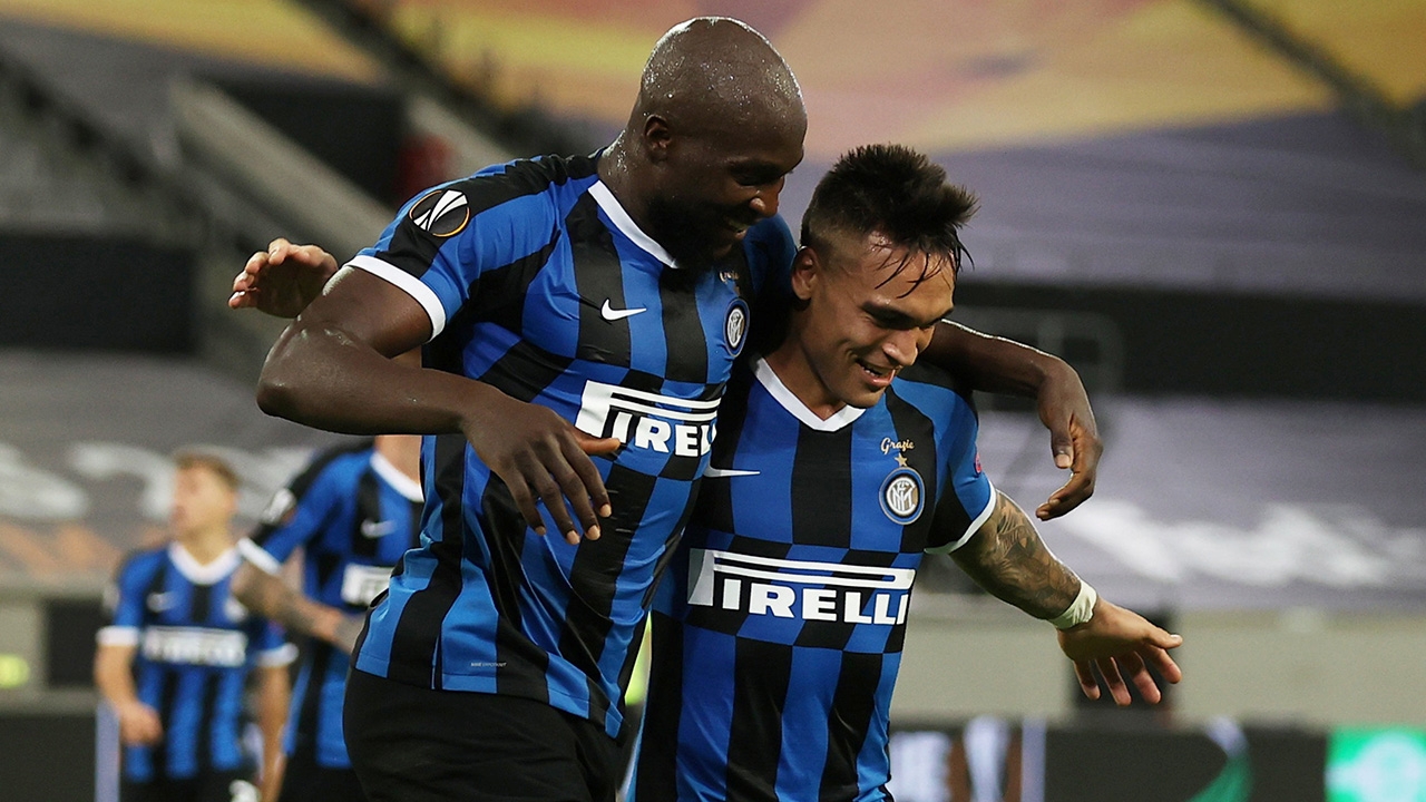 "ลูกากู" ซัดยูโรปา 10 นัดติด อินเตอร์ ถล่ม ชัคตาร์ 5-0 ลิ่วชิงดำเซบีญา